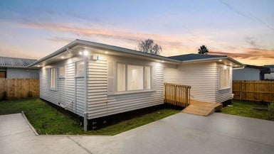 18B Kent Road, Manurewa, Auckland - Carousel 1