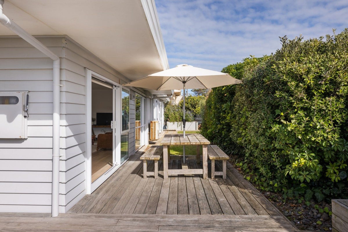2/203 OCEANBEACH ROAD, Mount Maunganui, Tauranga - Carousel 2