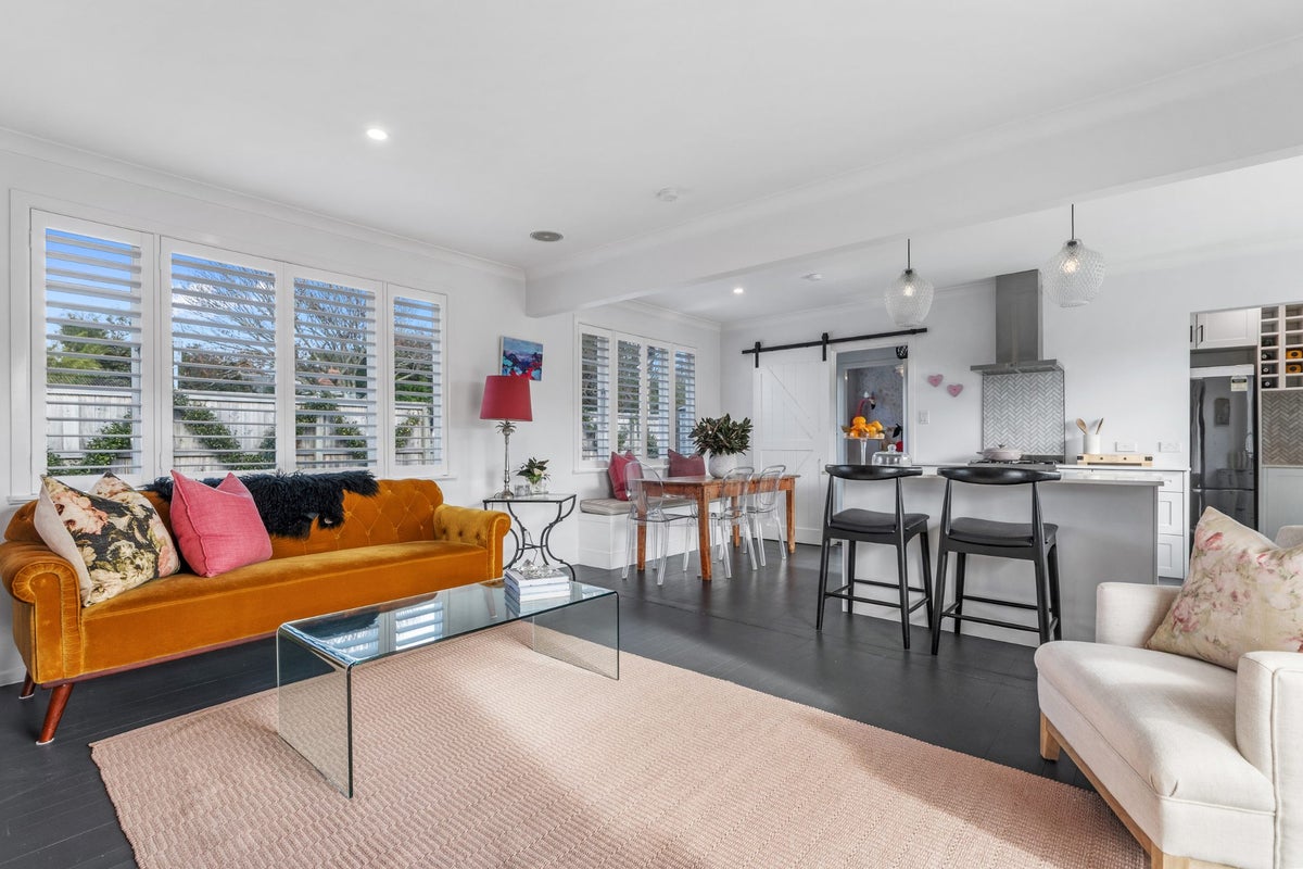 3 Milton Road, Otumoetai, Tauranga - Carousel 1