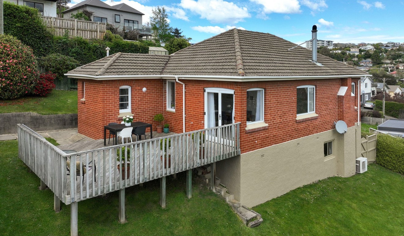 20 Shetland Street, Wakari, Dunedin - Carousel 1
