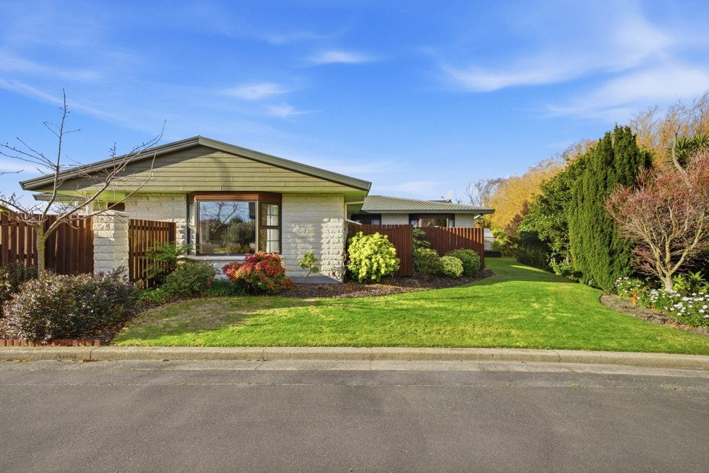 44 Rearsby Drive, Halswell, Christchurch - Carousel 1