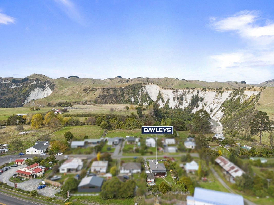 12 Koraenui Street, Mangaweka - Carousel 17