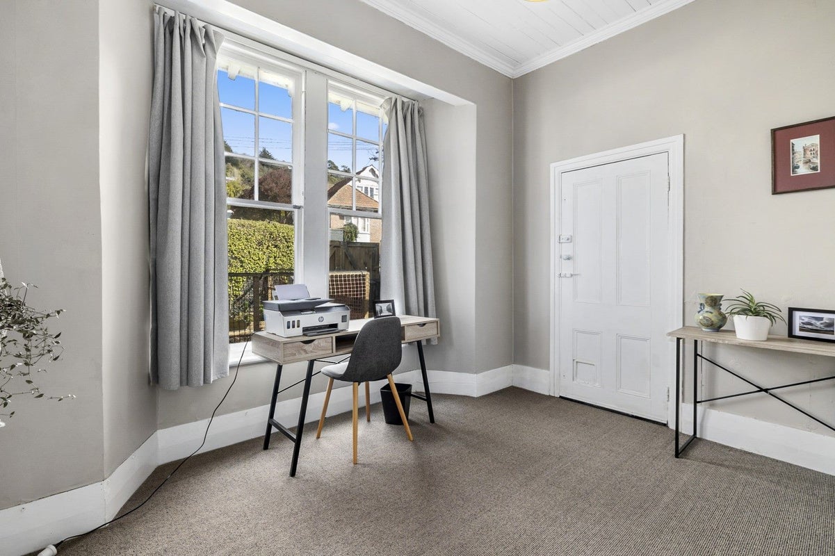 14 Valpy Street, Saint Clair, Dunedin - Carousel 20