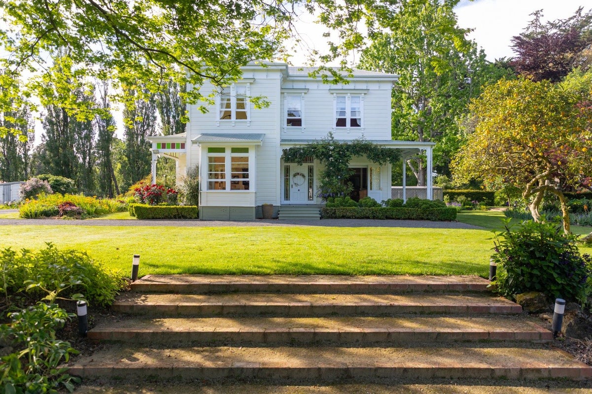 914 Napier Road, Whakarongo, Palmerston North - Carousel 1