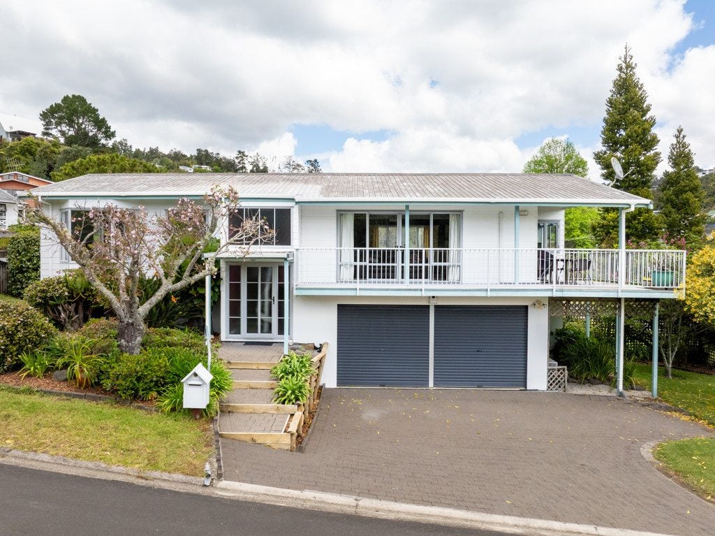 1 Patton Place, Tairua, Tairua - Carousel 1