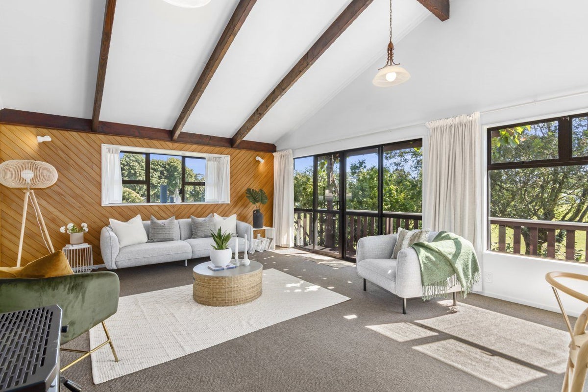 2/62A TIPAHI ST, Nelson South, NELSON - Carousel 2