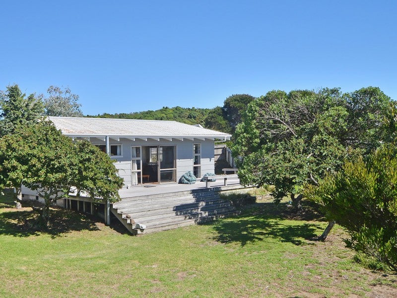 52 Blue Pacific Parade, Riversdale Beach - Carousel 1