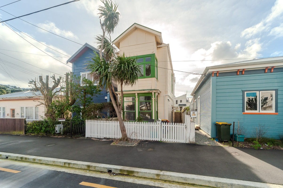 24 Luxford St, Berhampore, Wellington - Carousel 2