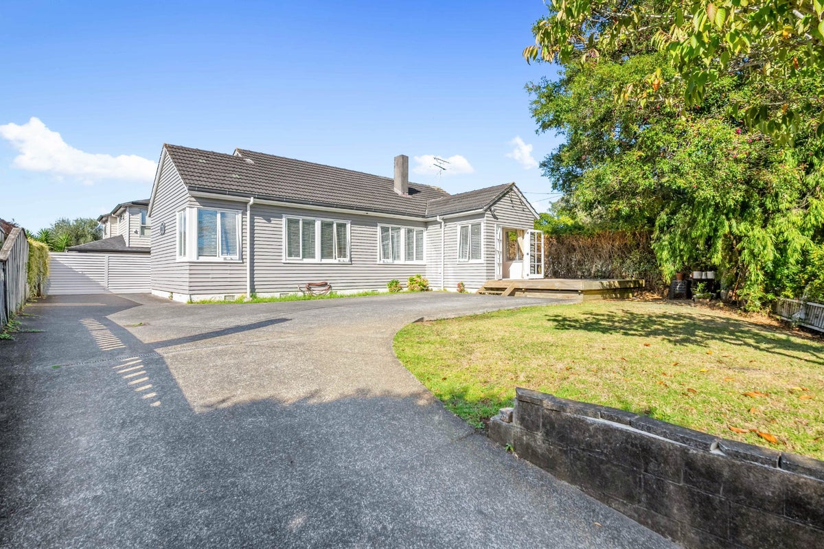 71 Oranga Avenue, Onehunga, Auckland - Carousel 1