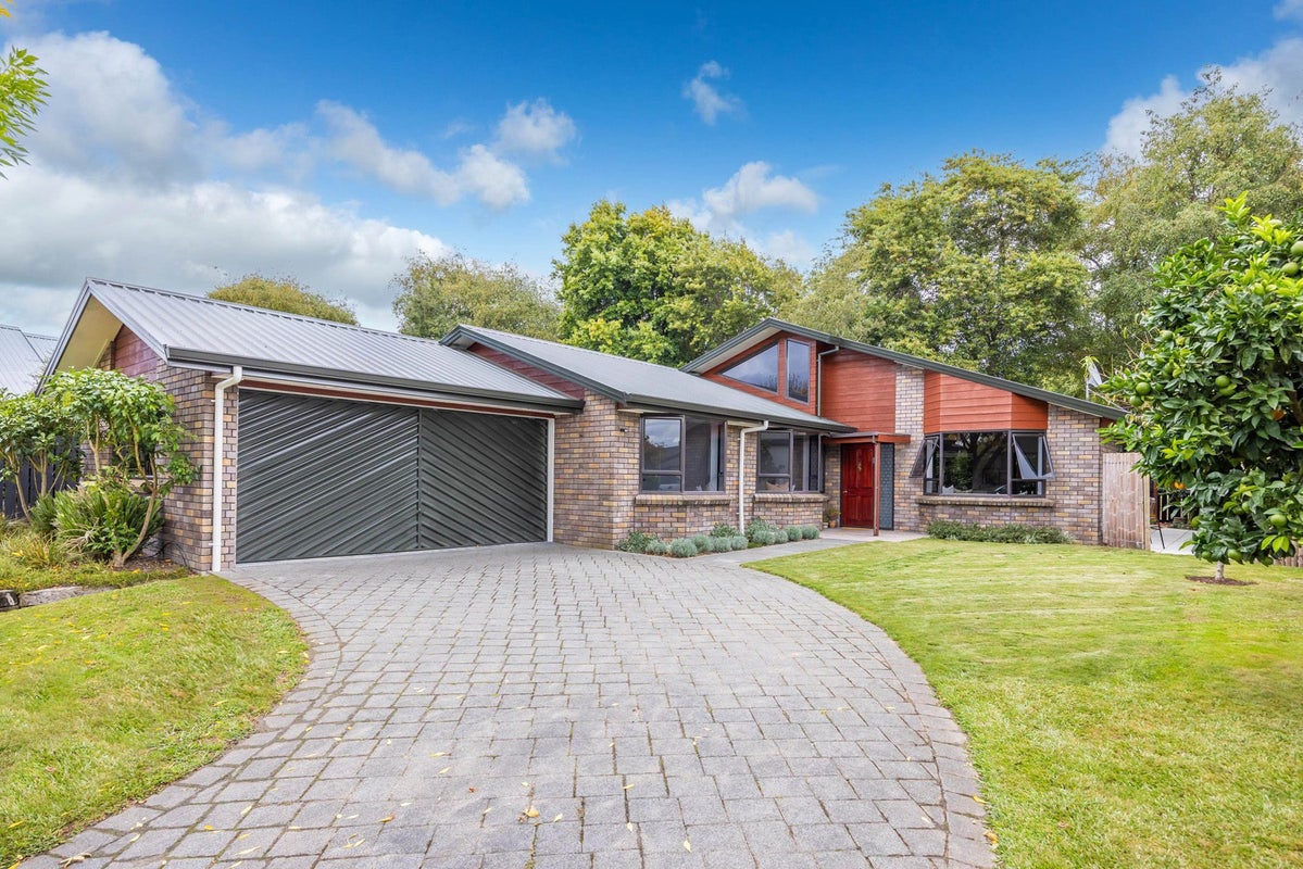 19 Azimuth Place, Flagstaff, Hamilton - Carousel 1