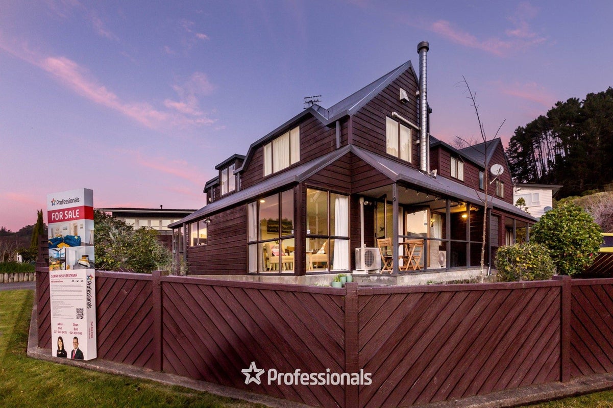69A Sunbrae Drive, Silverstream, Upper Hutt - Carousel 1