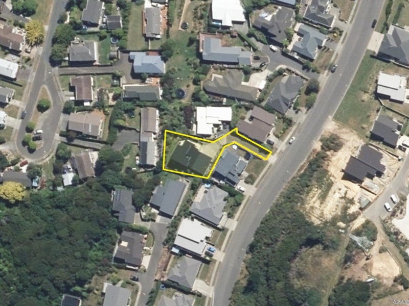 102 Navigation Drive, Whitby, Porirua - Carousel 25