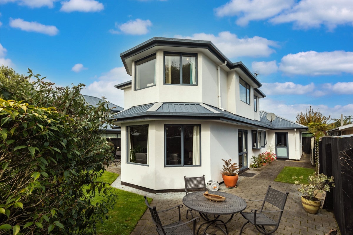 49 Gresford Street, Edgeware, Christchurch - Carousel 1