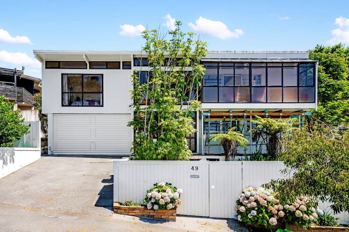49 Hawkins Street, Meadowbank, Auckland - Carousel 1