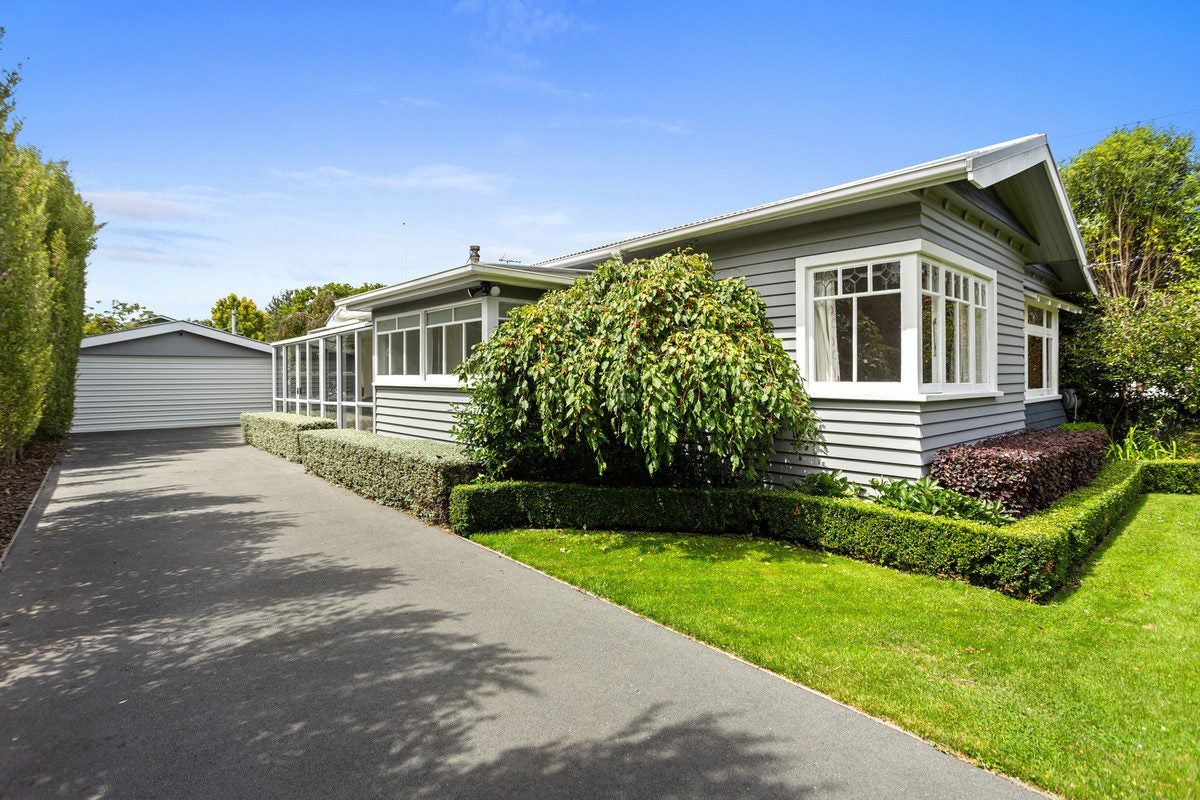 32 Windermere Road, Papanui, Christchurch - Carousel 2