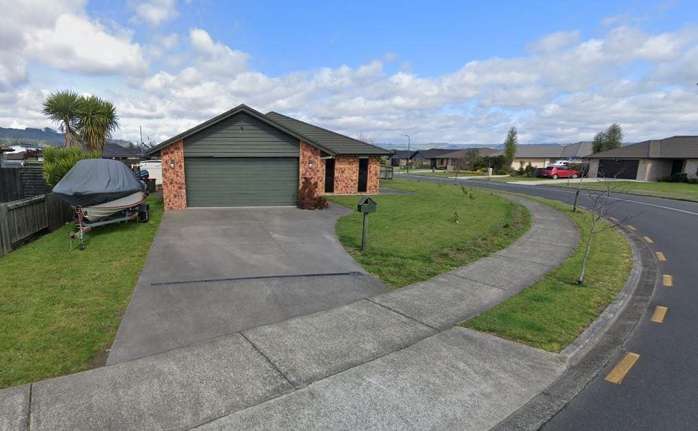 12 Carroll Place, Owhata, Rotorua - Carousel 5