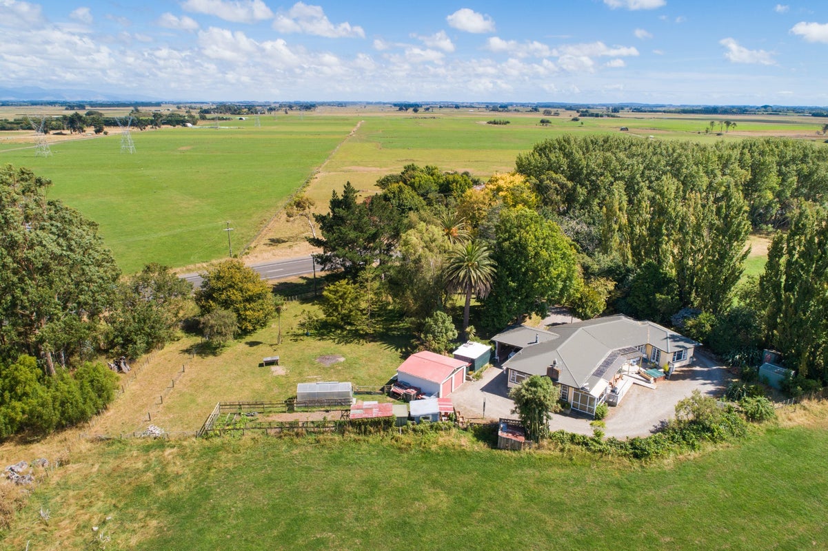 1136 Rangitikei Line, Newbury, Palmerston North - Carousel 2