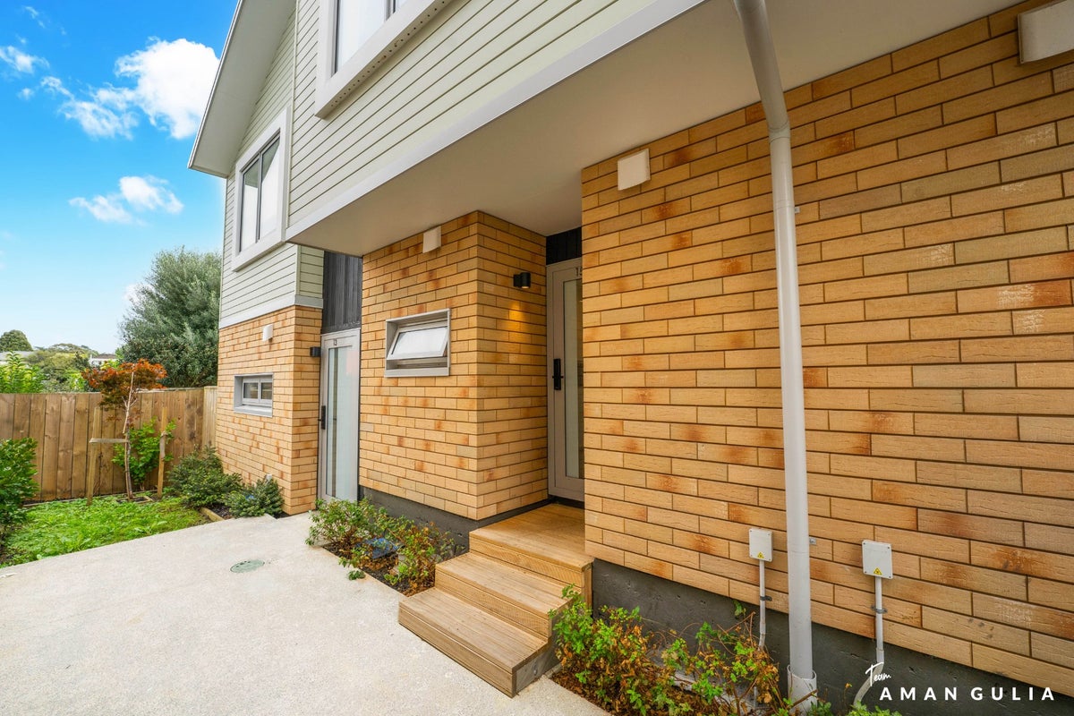 15 Helen Jenepher Lane, Mount Wellington, Auckland - Carousel 2