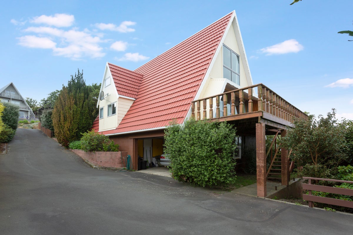 22 Dalrymple Street, Pine Hill, Dunedin - Carousel 2