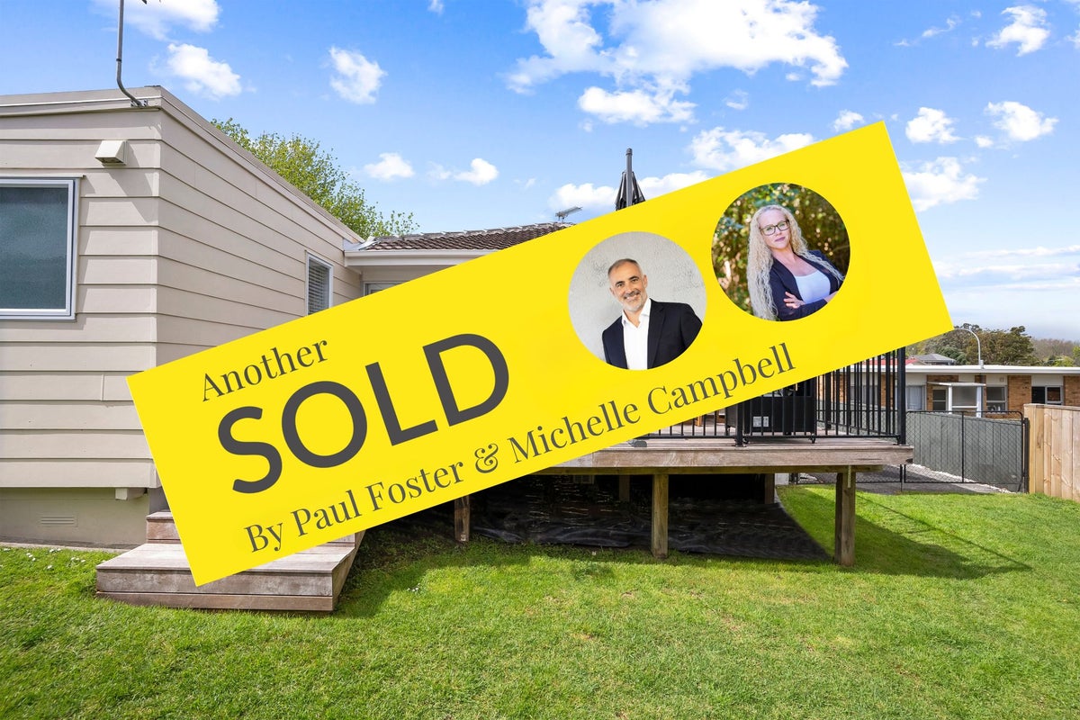 2/60 Chartwell Avenue, Glenfield, Auckland - Carousel 1