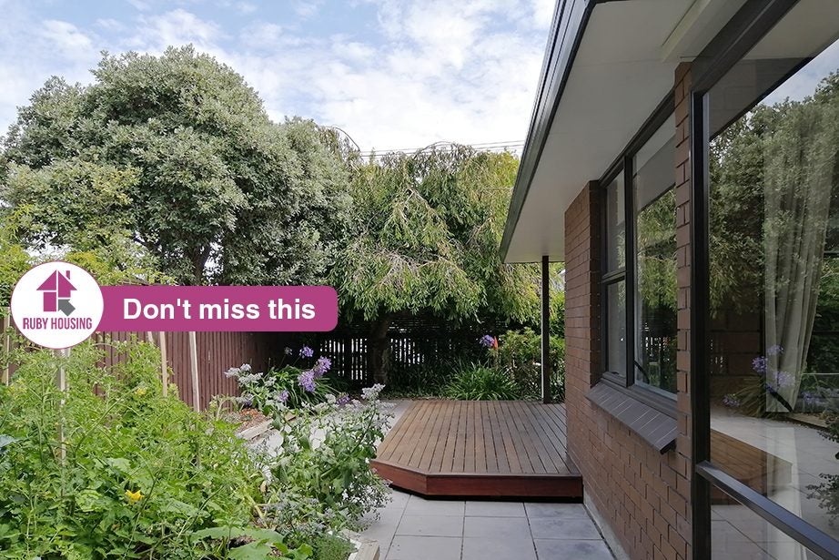 2/122 Hamilton Avenue, Ilam, Christchurch - Carousel 2