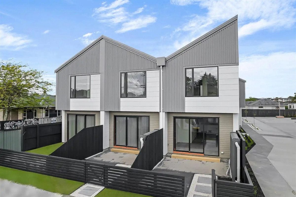 1/44 Wyllie Road, Papatoetoe, Auckland - Carousel 1