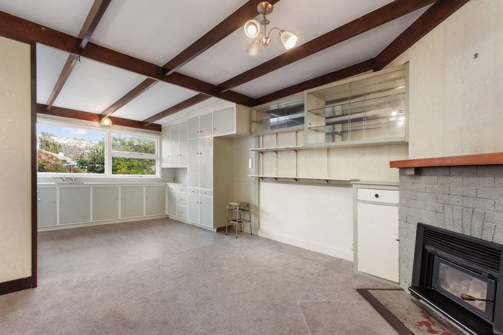 18 Sandwich Road, Beckenham, Christchurch - Carousel 2