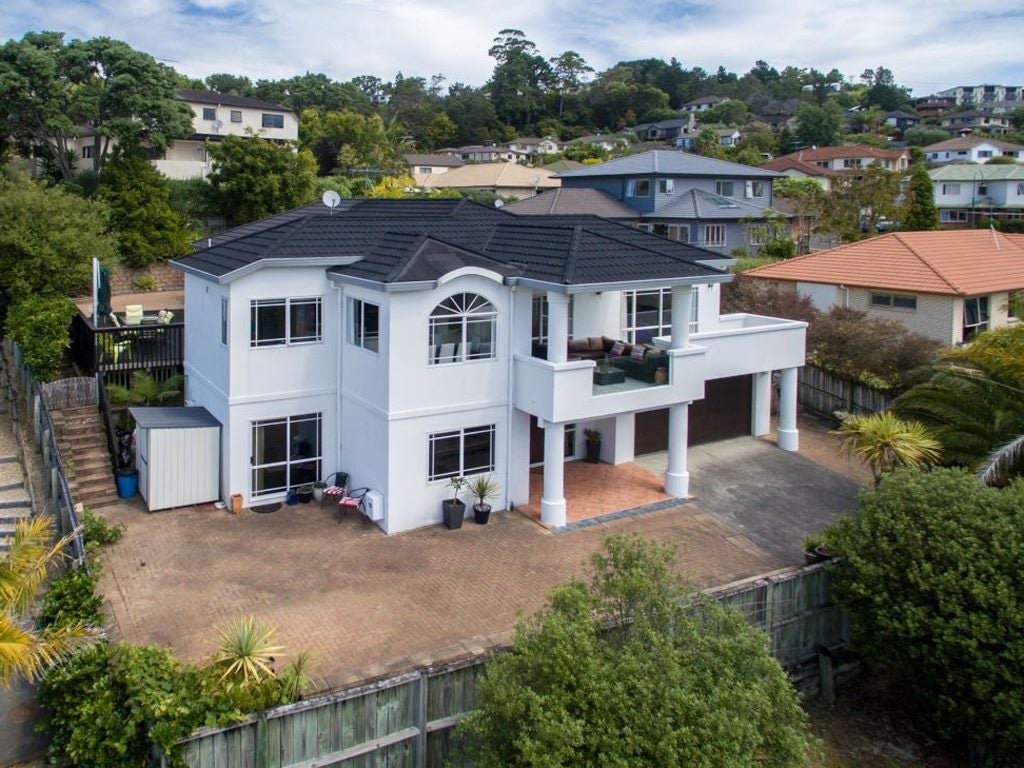 56 Helvetia Drive, Browns Bay, Auckland - Carousel 1