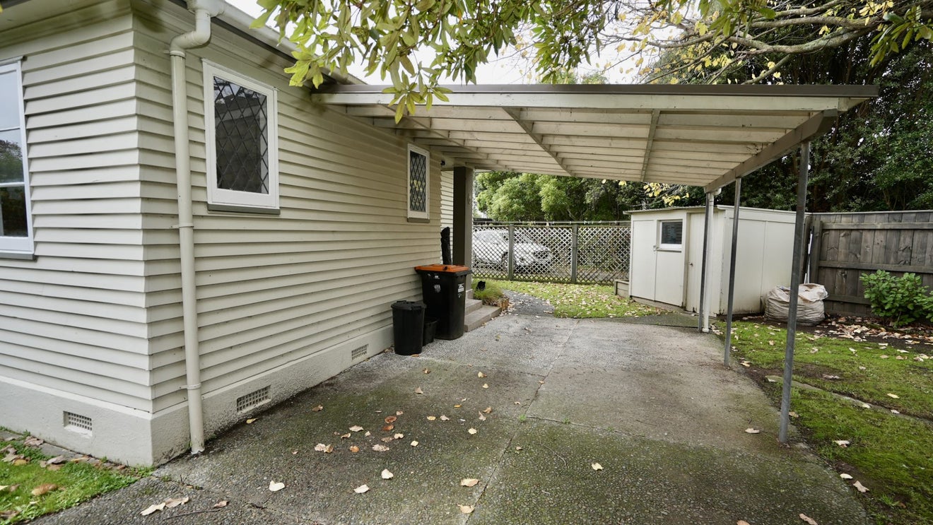 6 Nathan Place, West End, Palmerston North - Carousel 14