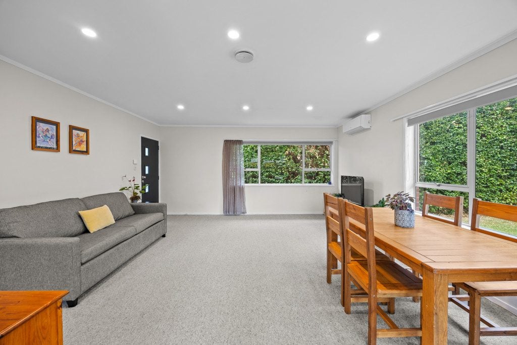 2/4 Illana Place, Ranui, Waitakere City, Auckland - Carousel 2
