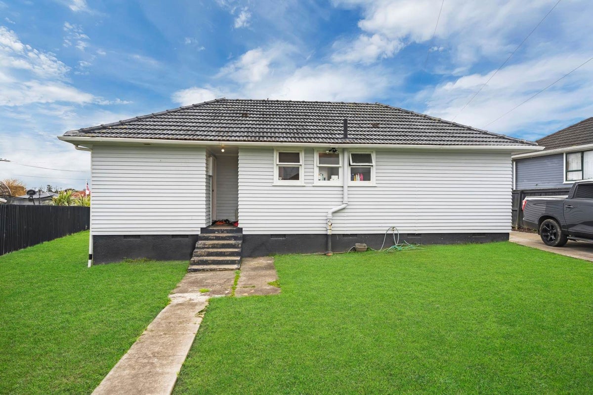 104 Fisher Crescent, Otara, Auckland - Carousel 2