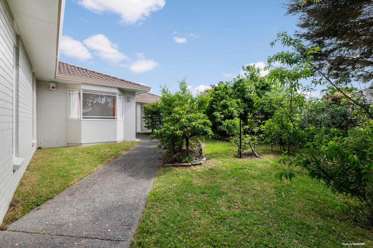 20 Judd Place, Orewa, Orewa - Carousel 2