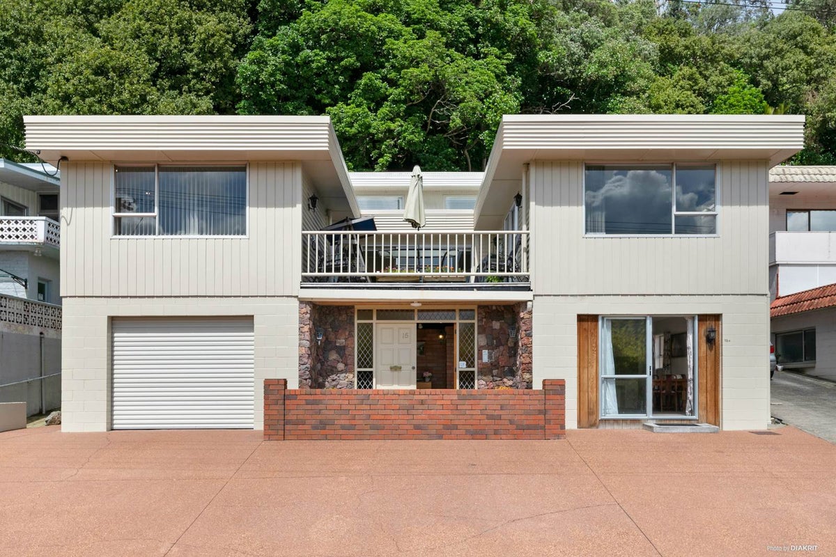 15 Waiwera Place, Waiwera, Orewa - Carousel 1