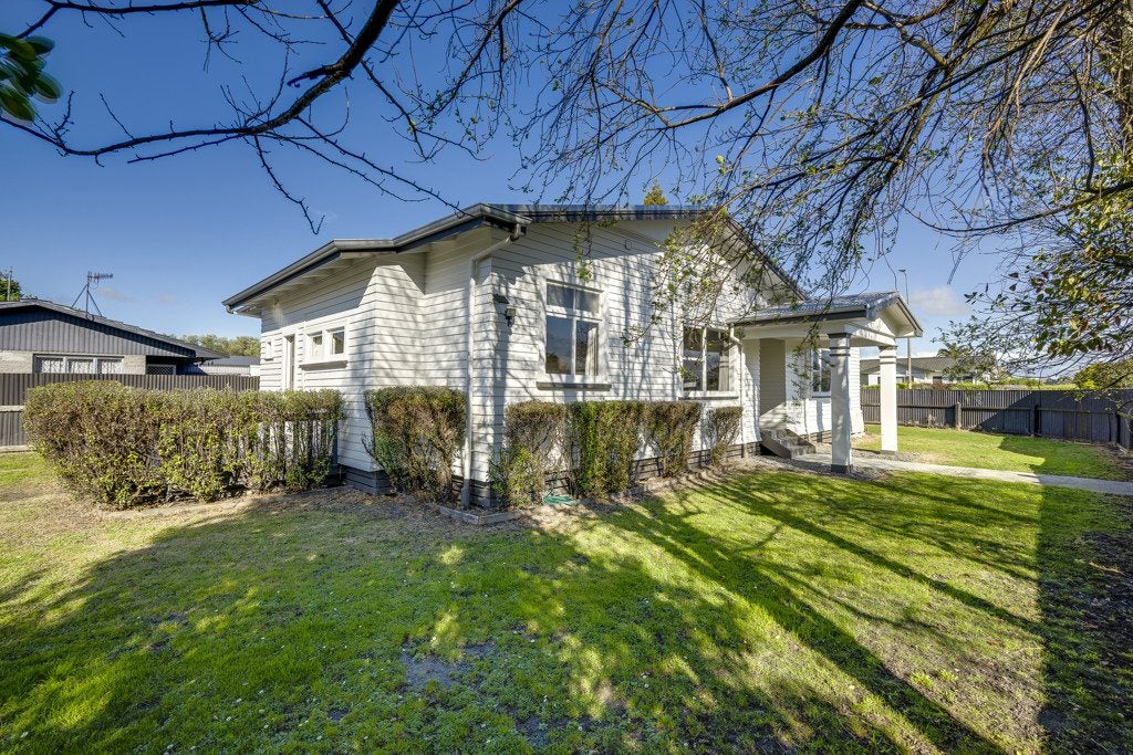 411 Brunswick Street, Saint Leonards, Hastings - Carousel 1