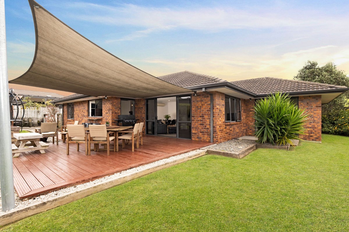 9 Mynah Place, Welcome Bay, Tauranga - Carousel 1