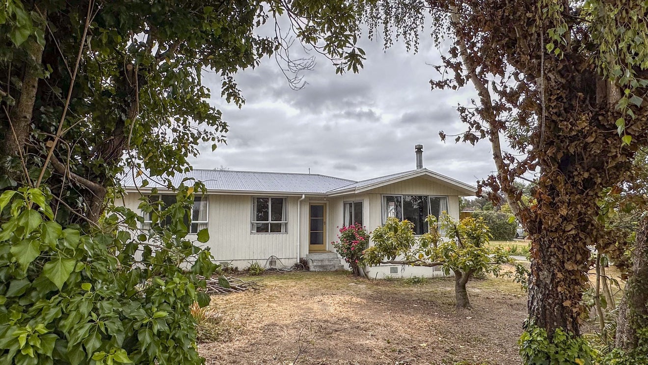 2/20 Yarmouth Road, Flaxmere, Hastings - Carousel 1