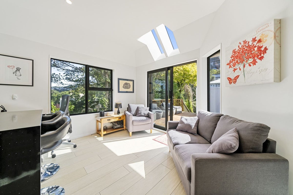 9 Mount Street, Te Aro, Wellington - Carousel 2