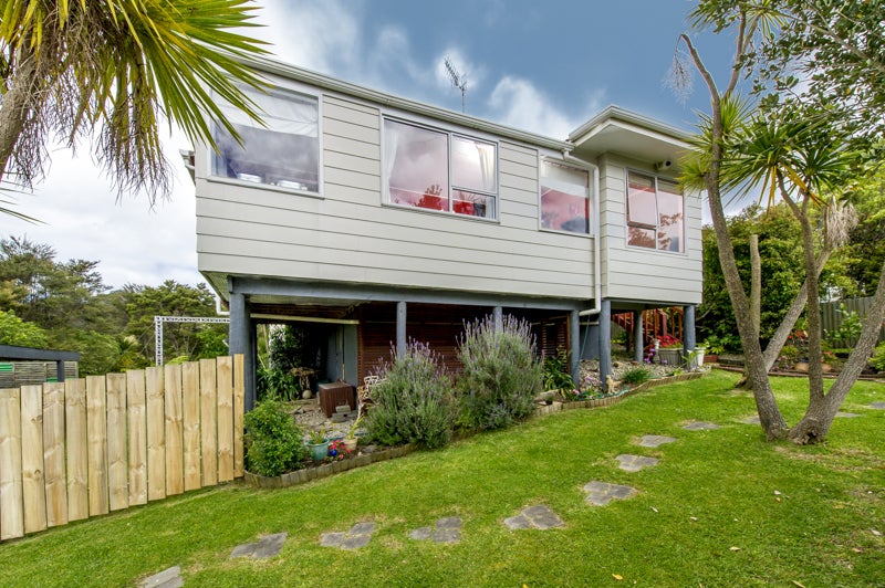 30 Annison Avenue, Glen Eden, Auckland - Carousel 2