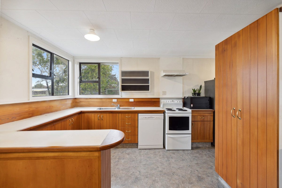 33 Te Aonini Road, Turangi, Turangi - Carousel 2
