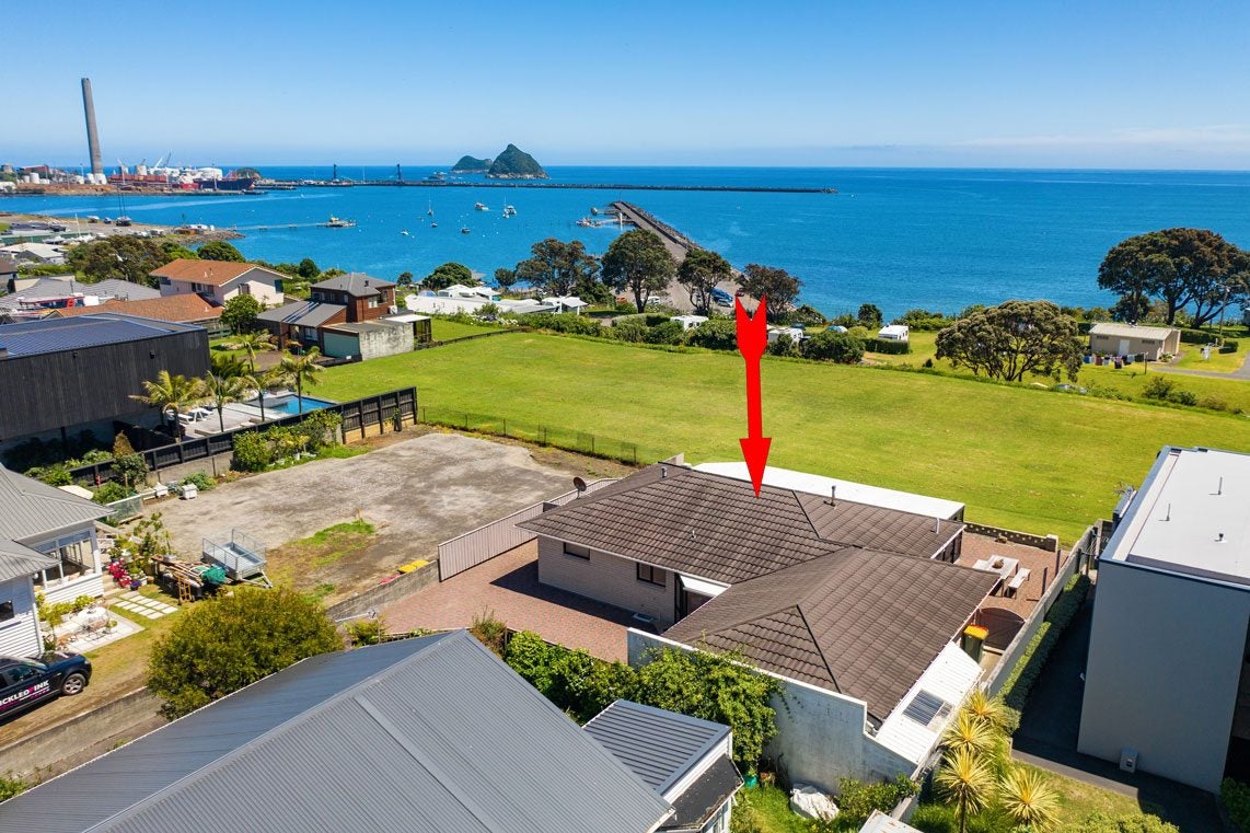 18A Birdwood Avenue, Moturoa, New Plymouth - Carousel 1