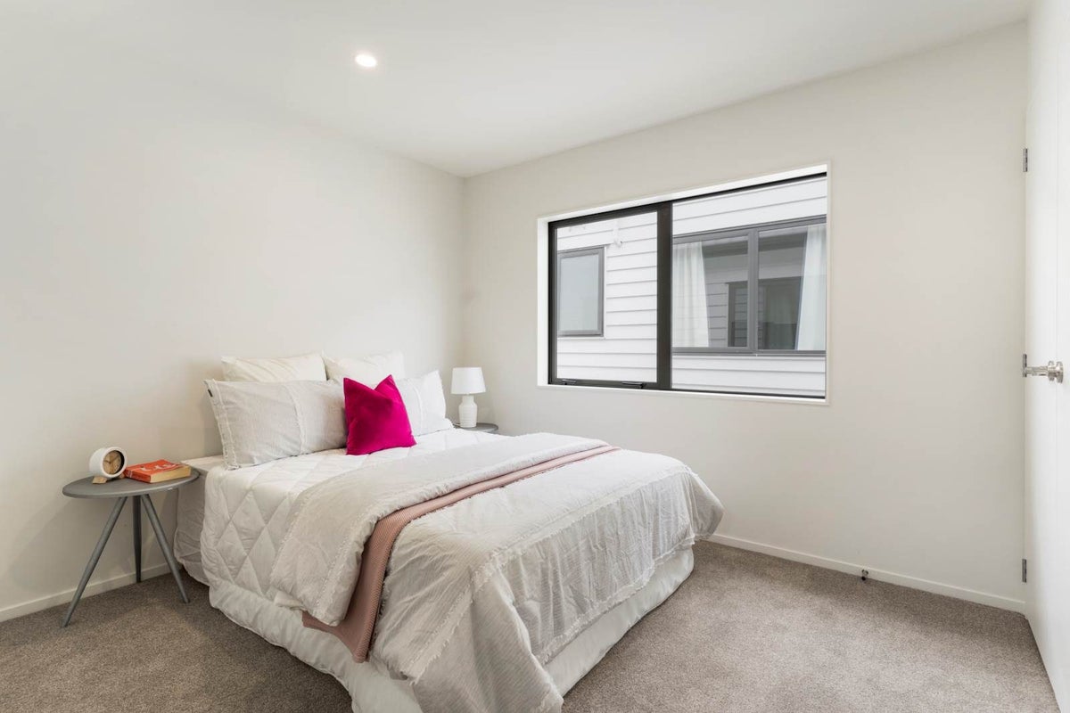 3 John Burn Road, Takanini, Auckland - Carousel 1