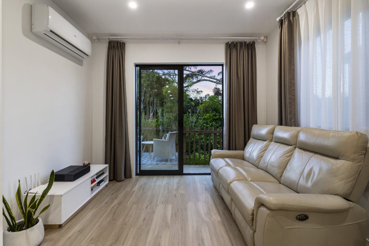 10 Ketu Court, Albany Heights, Auckland - Carousel 2