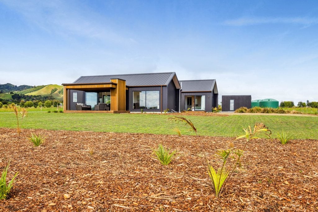 47 Weld Road Lower, Tataraimaka, New Plymouth - Carousel 2