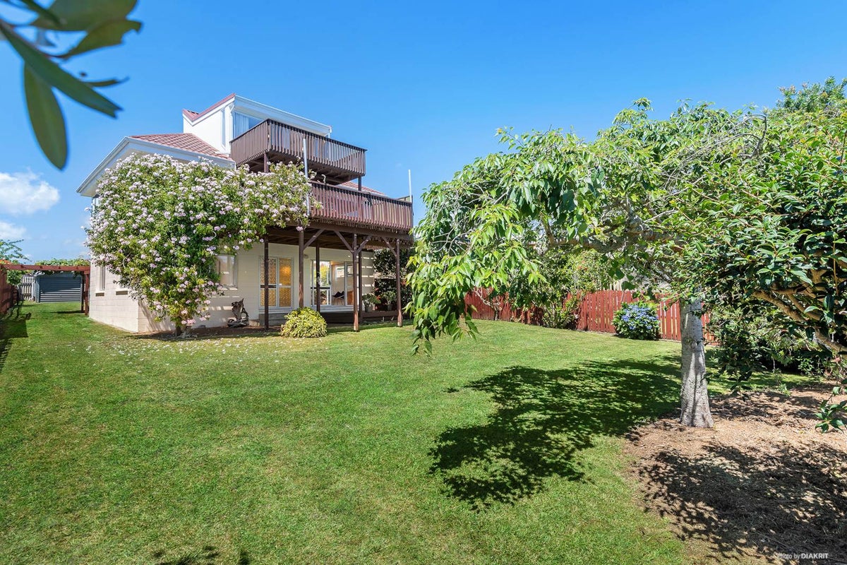 128 Howard Road, Papakura - Carousel 1