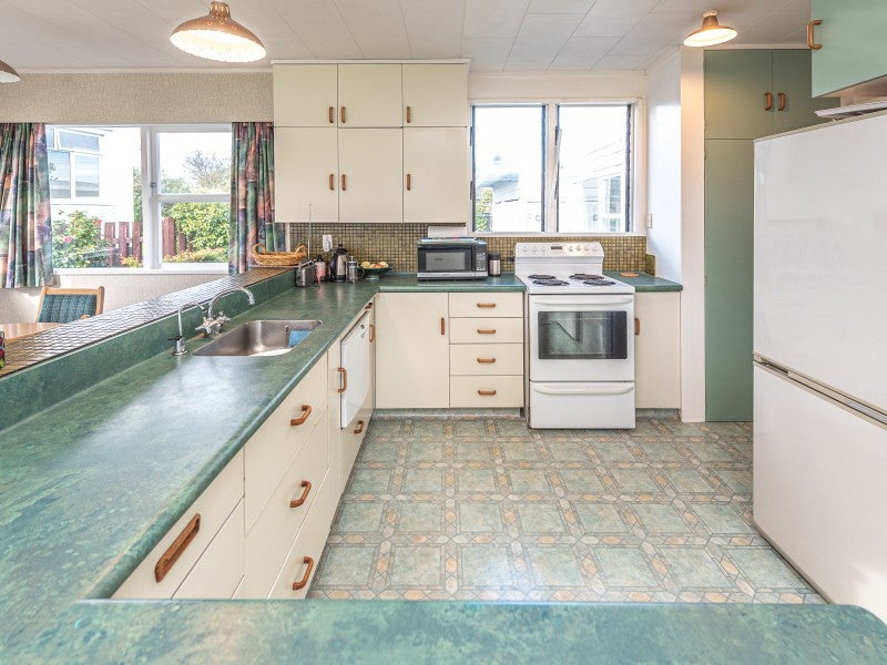 3 Addenbrooke Terrace, Springvale, Whanganui - Carousel 2