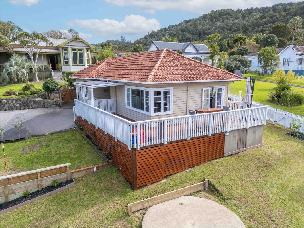 43 Kauika Road West, Avenues, Whangarei - Carousel 1
