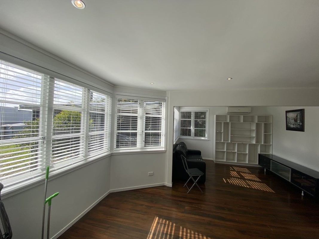 121 Fairview Avenue, Fairview Heights, Auckland - Carousel 2