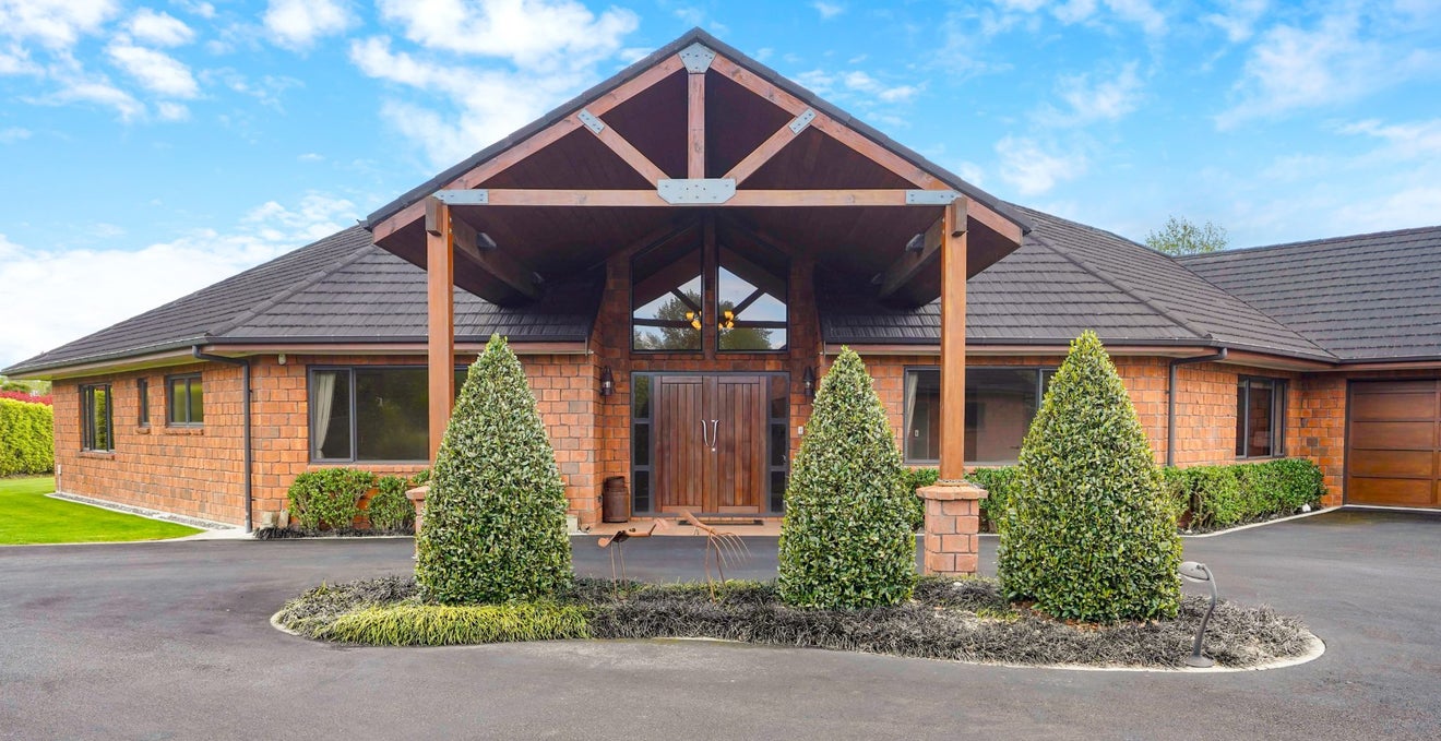 56 Pheasant Close, Rotokauri, Hamilton - Carousel 2