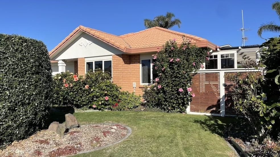 80 Gravatt Road, Papamoa Beach, Papamoa - Carousel 1