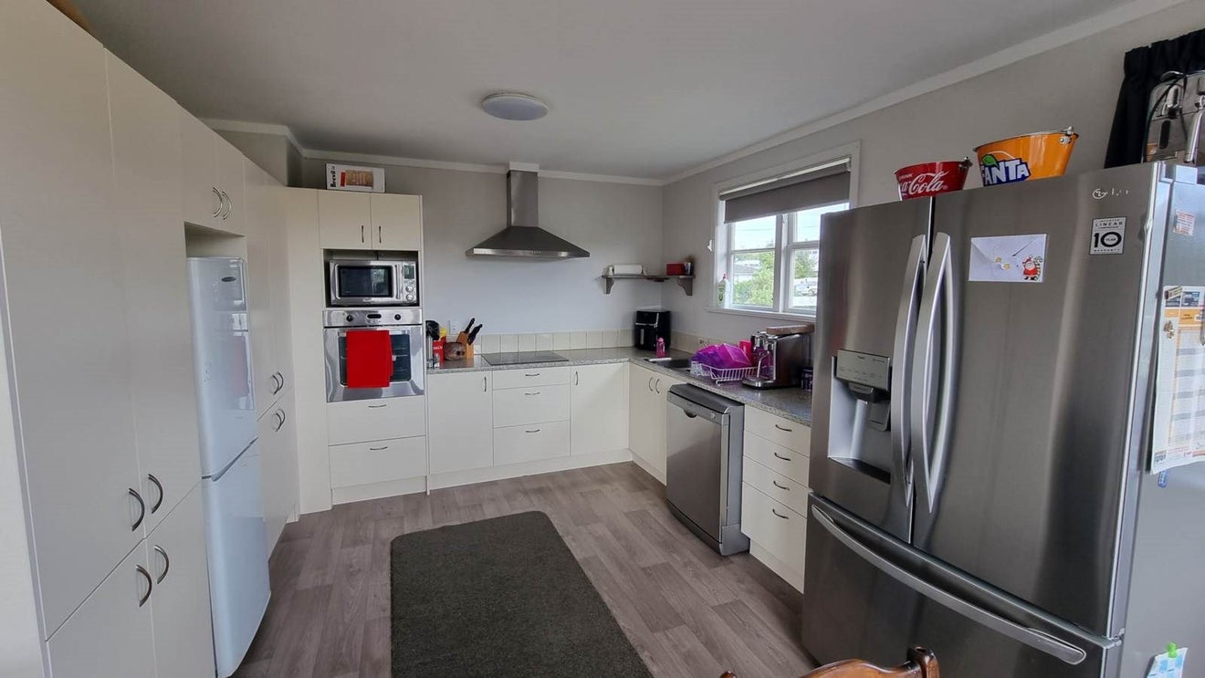 9 Maraetai School Road, Maraetai, Auckland - Carousel 2